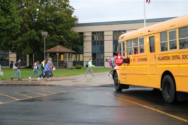 bus drops off students at jshs