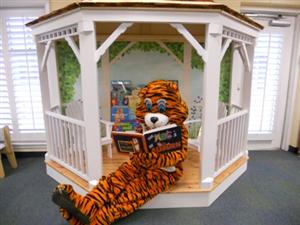 Welcome to the AEEC Library Welcome to the AEEC Library