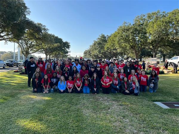 Biloxi Jr. Beta Wreaths