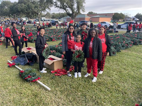 Biloxi Jr. Beta Wreaths