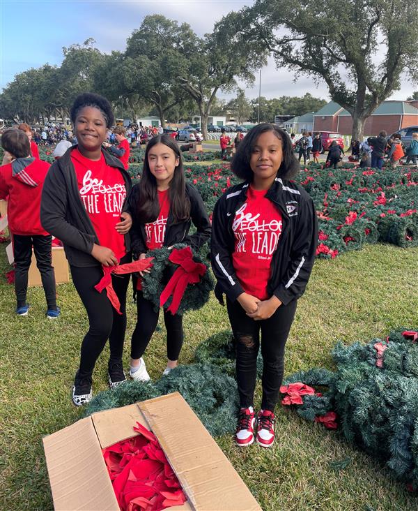 Biloxi Jr. Beta Wreaths