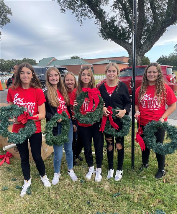 Biloxi Jr. Beta Wreaths