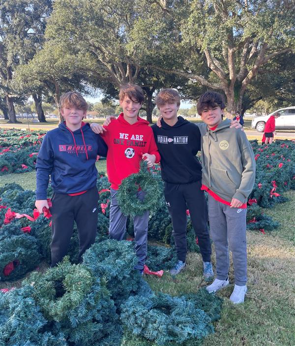 Biloxi Jr. Beta Wreaths