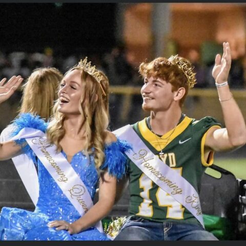 Photo of the 2023-2024 homecoming king and queen