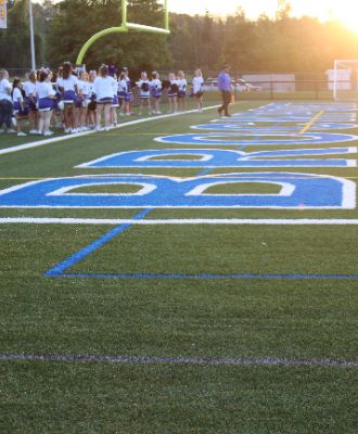 Cheerleaders at homecoming