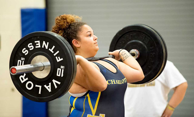 girls weightlifting event