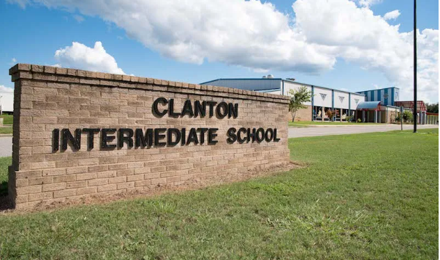 Clanton Intermediate Sign
