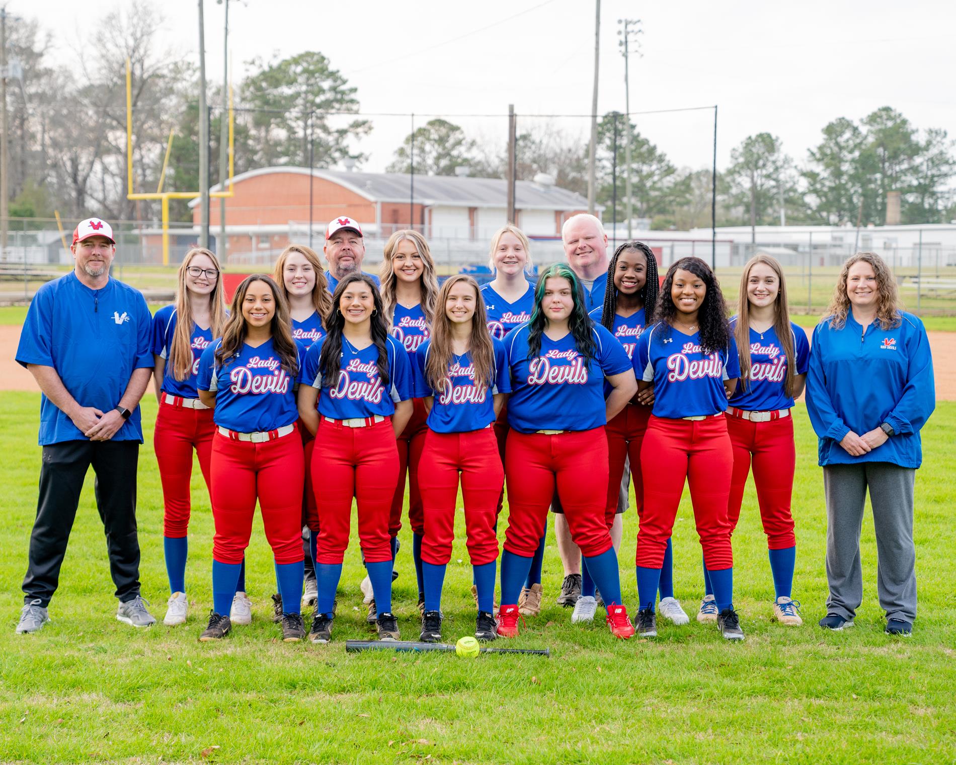 V players and coaches