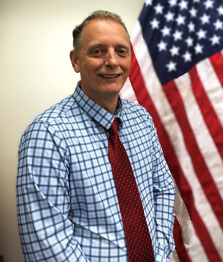 Director Mike Kanter