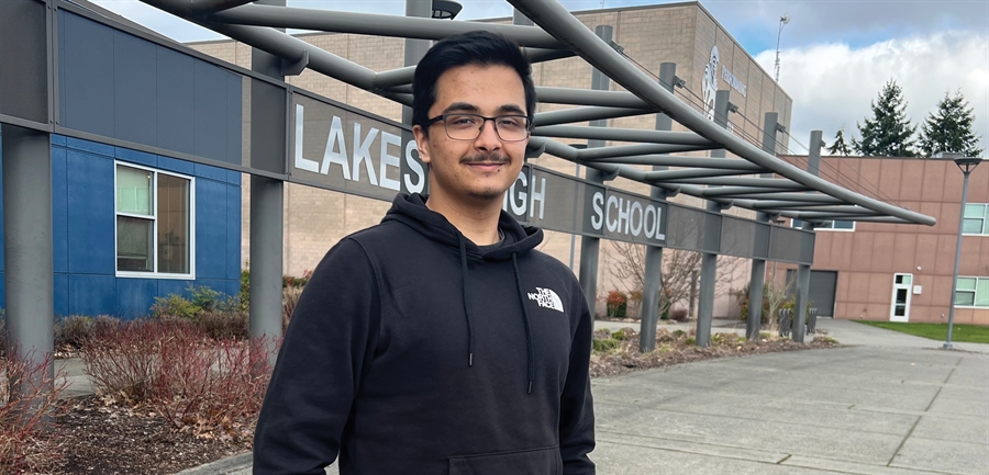 Lakes High School Student Named U.S. Presidential Scholar