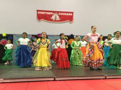 Kreitner Cinco de Mayo dancers