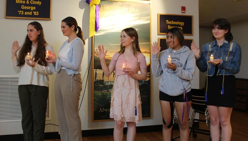 Quill & Scroll inductees