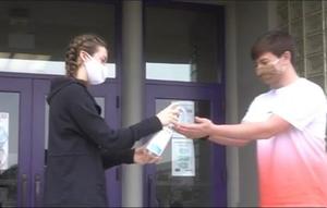 Picture of kids washing hands