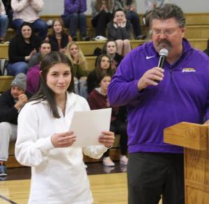 Girls swimming Allison Wright