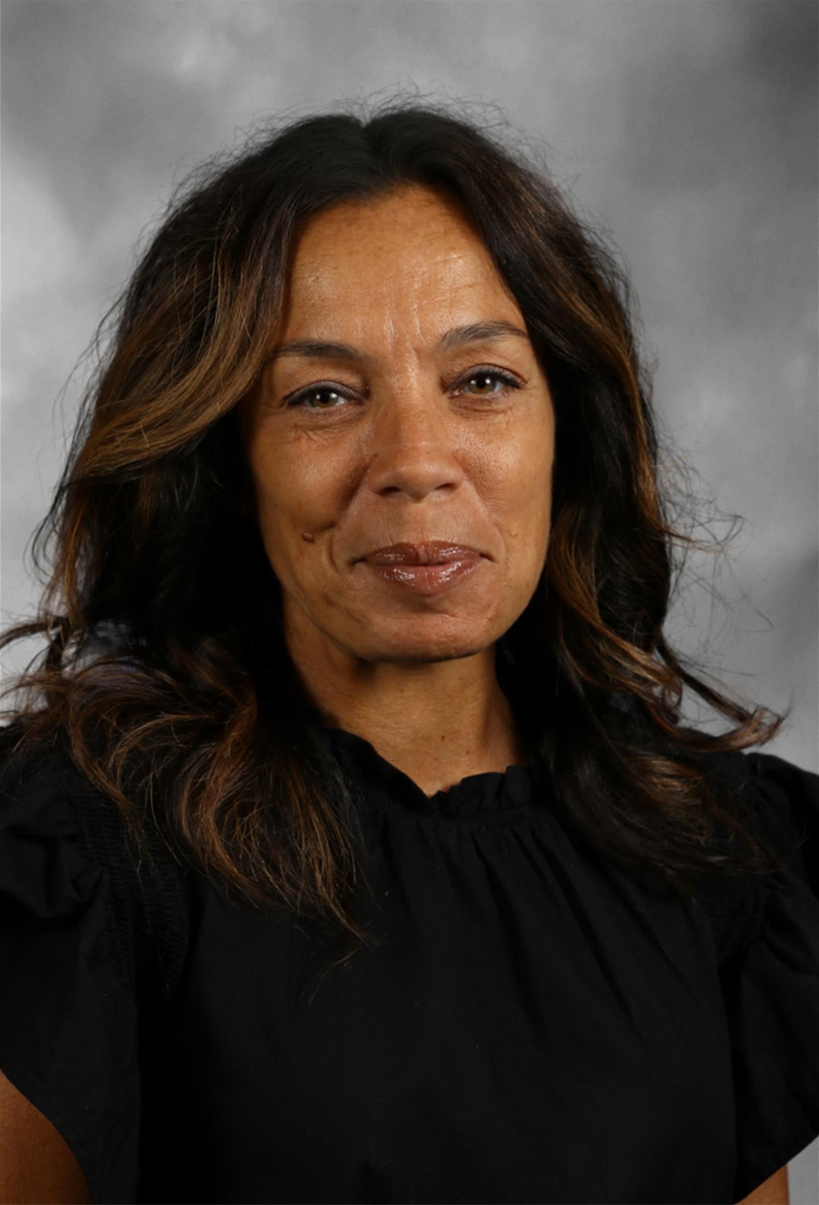 Samantha Buchholz, Principal