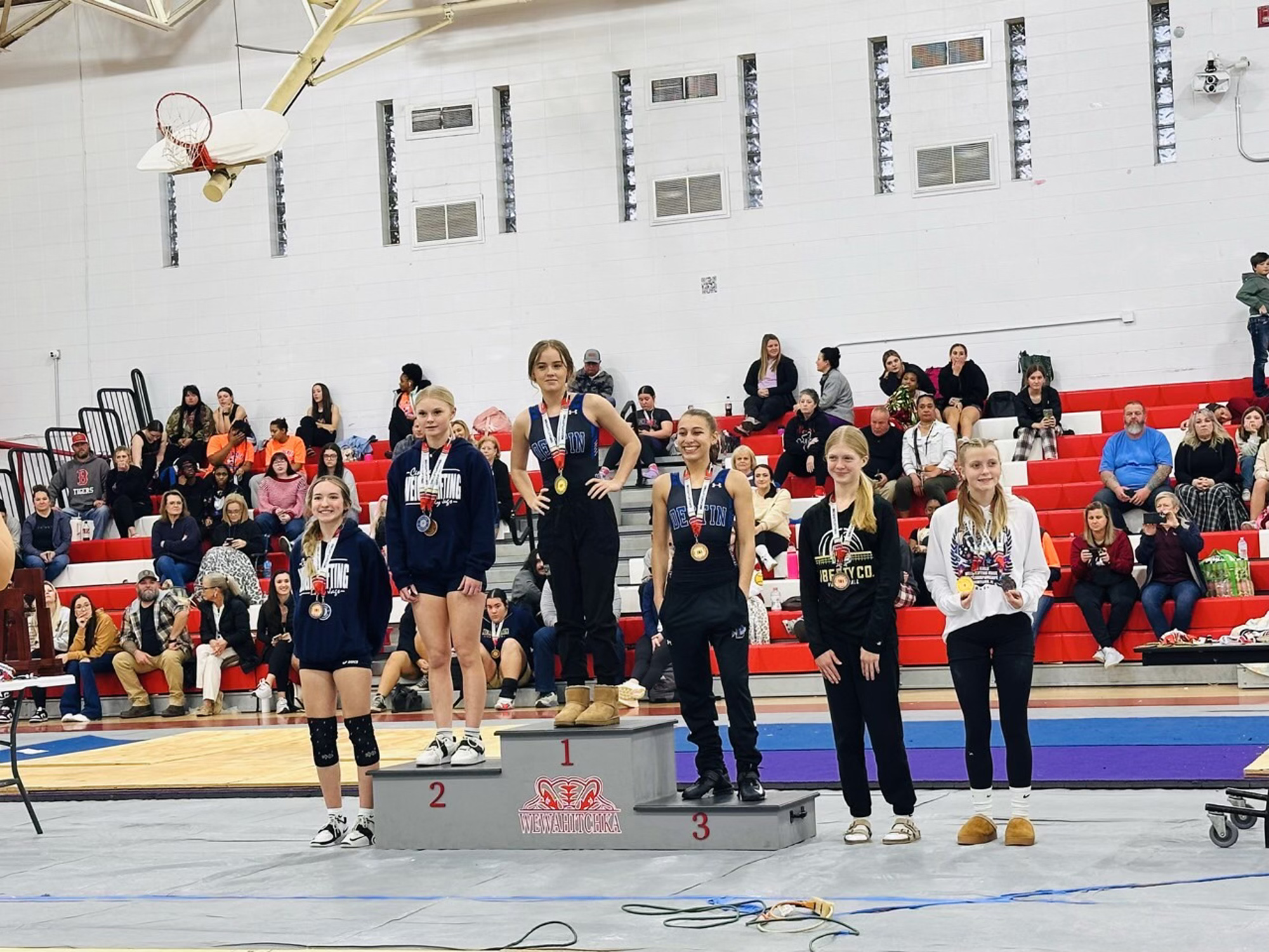 DHS-Girls-Weightflifting-25-006