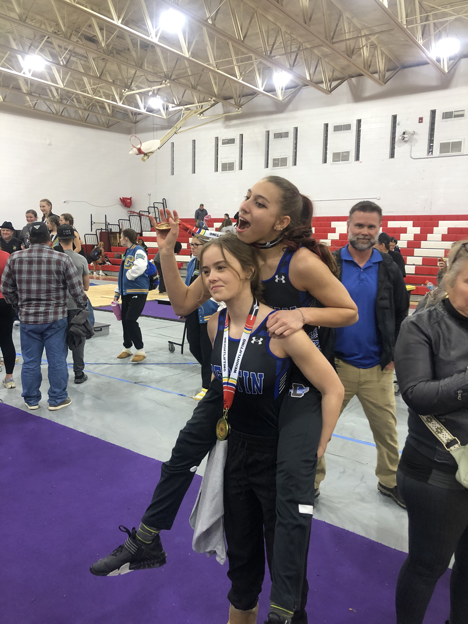 DHS-Girls-Weightflifting-25-017