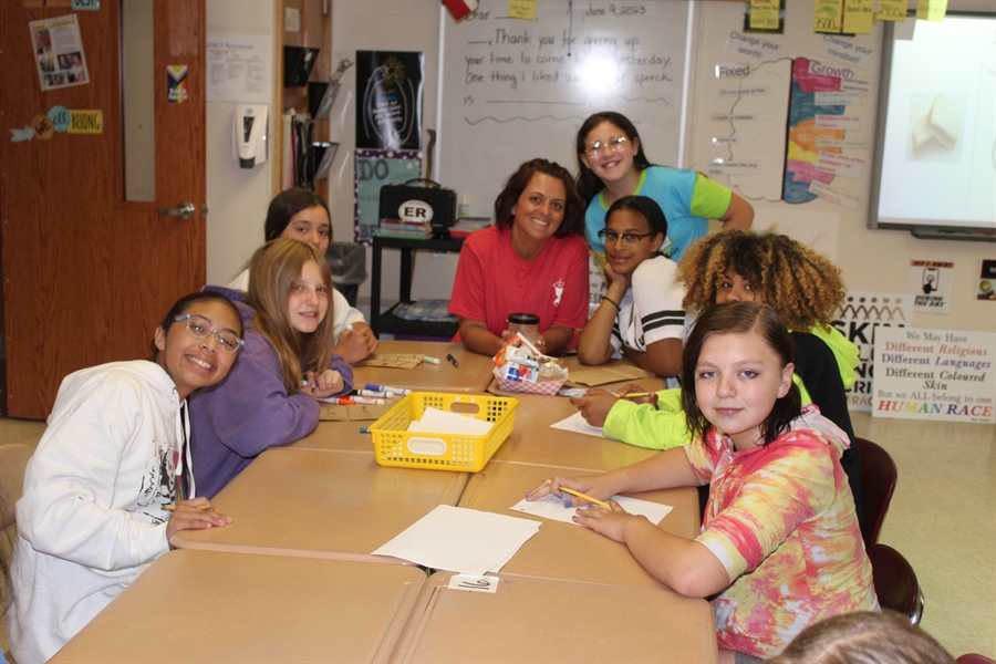 Sixth grade students help Open Door Mission