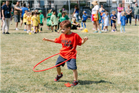 Centre Avenue School and Rhame Avenue School students during Field Day. thumbnail259791