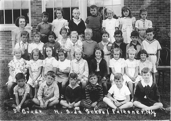 1939-1940 North Side School - 3rd grade class photo