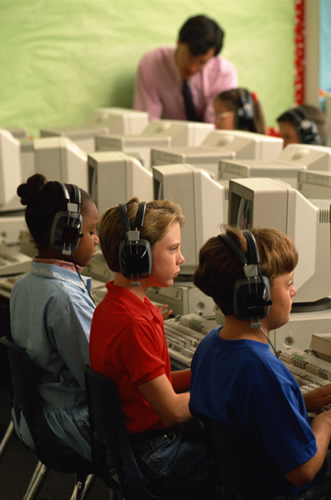 Students working in a computer lab 