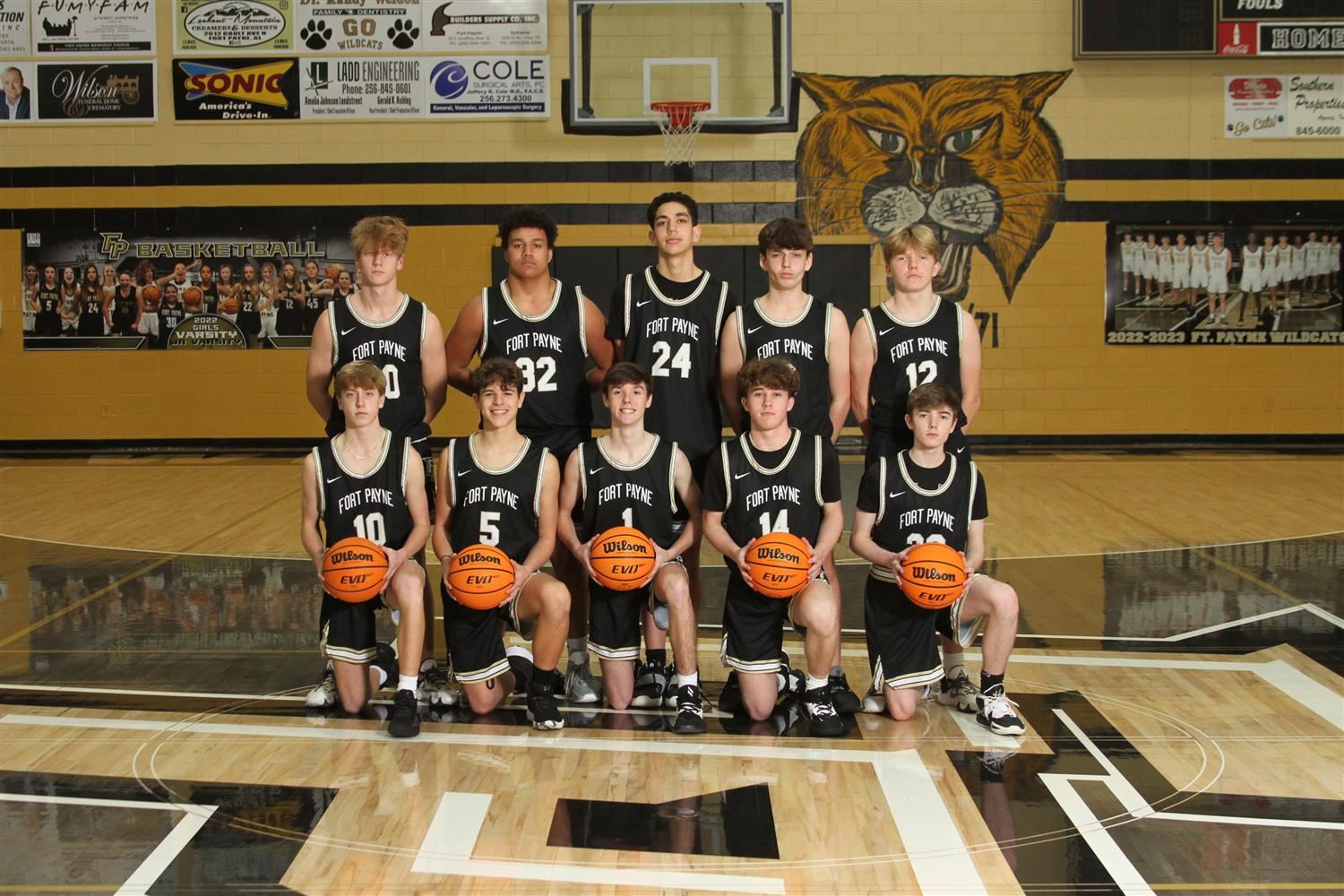 JV boys basketball team picture
