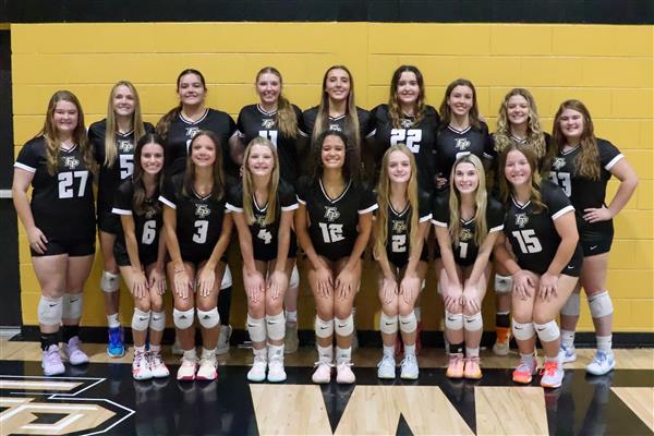 The FPHS 2024 Varsity Regional Tournament Squad is pictured in the photo.