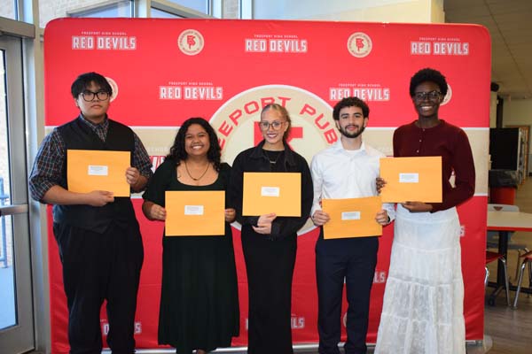 Freeport High Schoolâs annual Academic Awards Breakfast recognized juniors and seniors for their dedication to academic excellence throughout the school year on May 20. Freeport High Schoolâs annual Academic Awards Breakfast recognized juniors and seniors for their dedication to academic excellence throughout the school year on May 20.