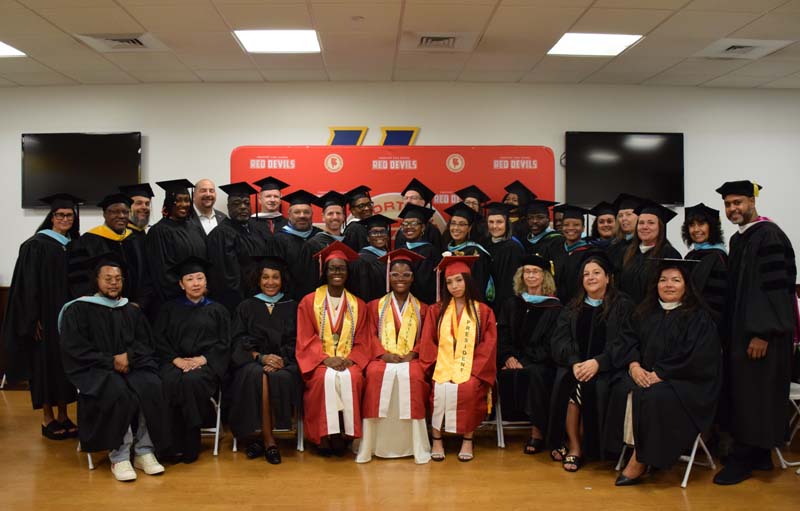 Graduating senior group photo.