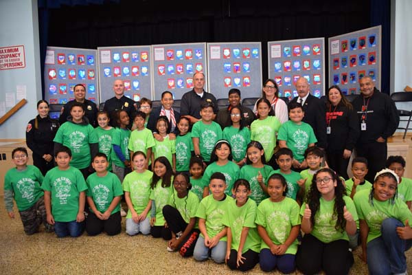 Giblyn Elementary welcomes Freeport Police    for annual Adopt-a-Cop program 