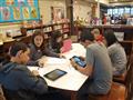 Students Use iPads