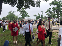 Dodd Students Walking