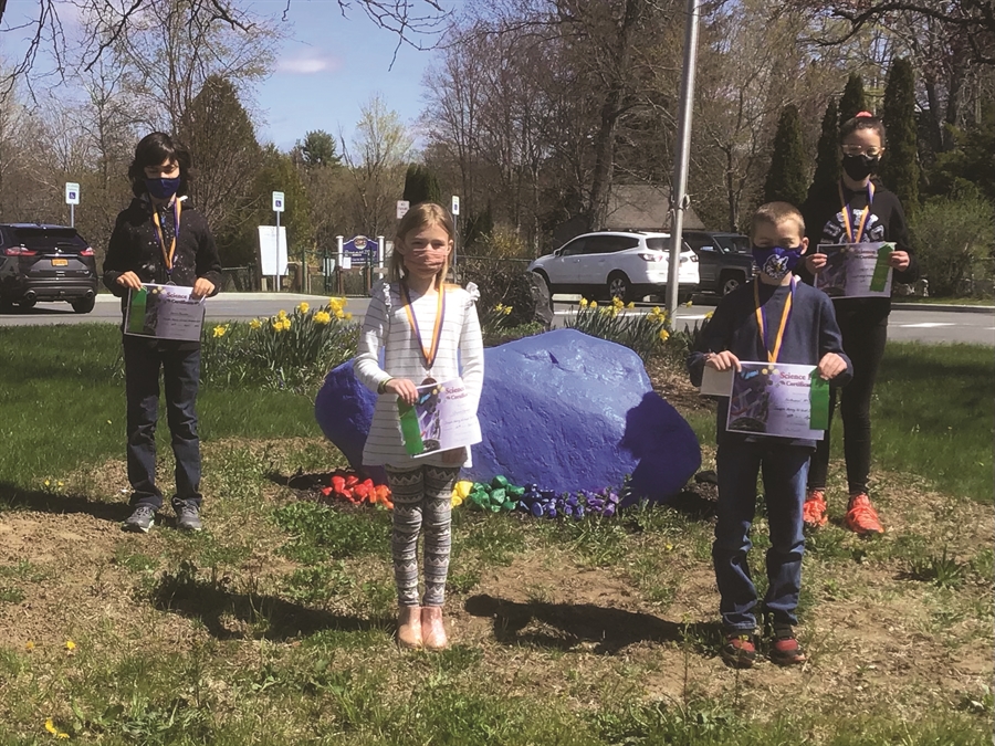 Four Science Fair Winners 2021