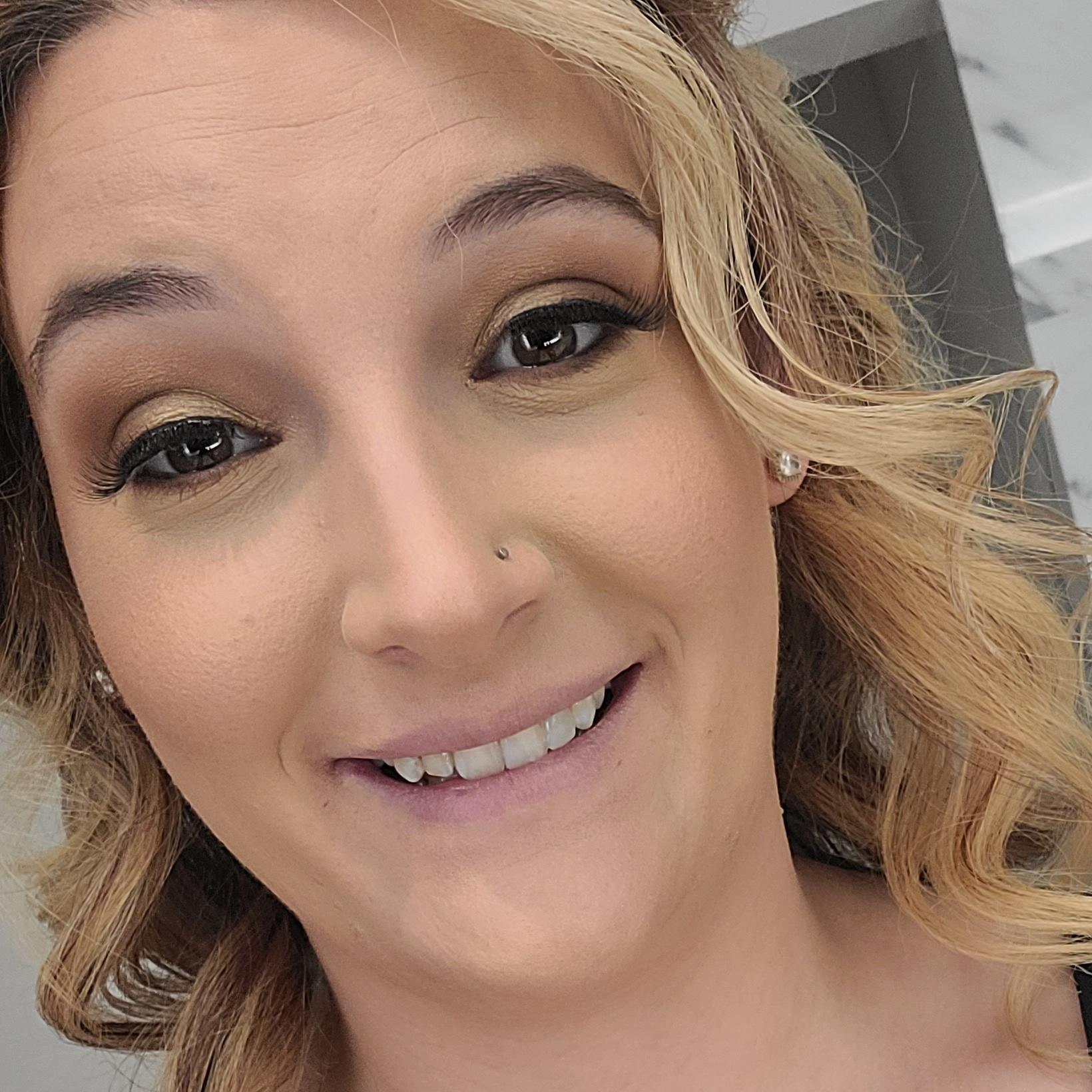 AlyssaDaniel's Profile Photo