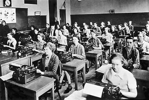 Typing Class '50s 