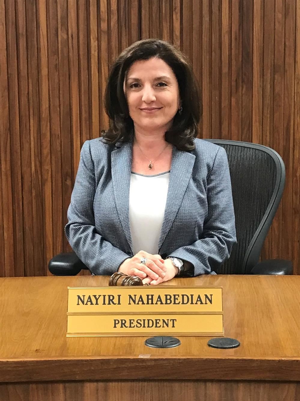  Nayiri Nahabedian