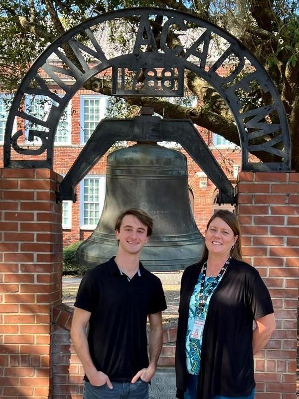 Griffin Lee (left) with his National Honor Society adviser, Dr. Heath Horton.u