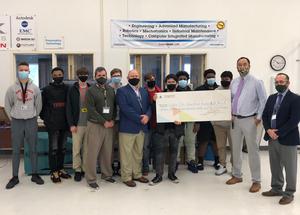 The Georgia Power Foundation awarded the Golden Isles College and Career Academy with a grant to support its engineering pathway.