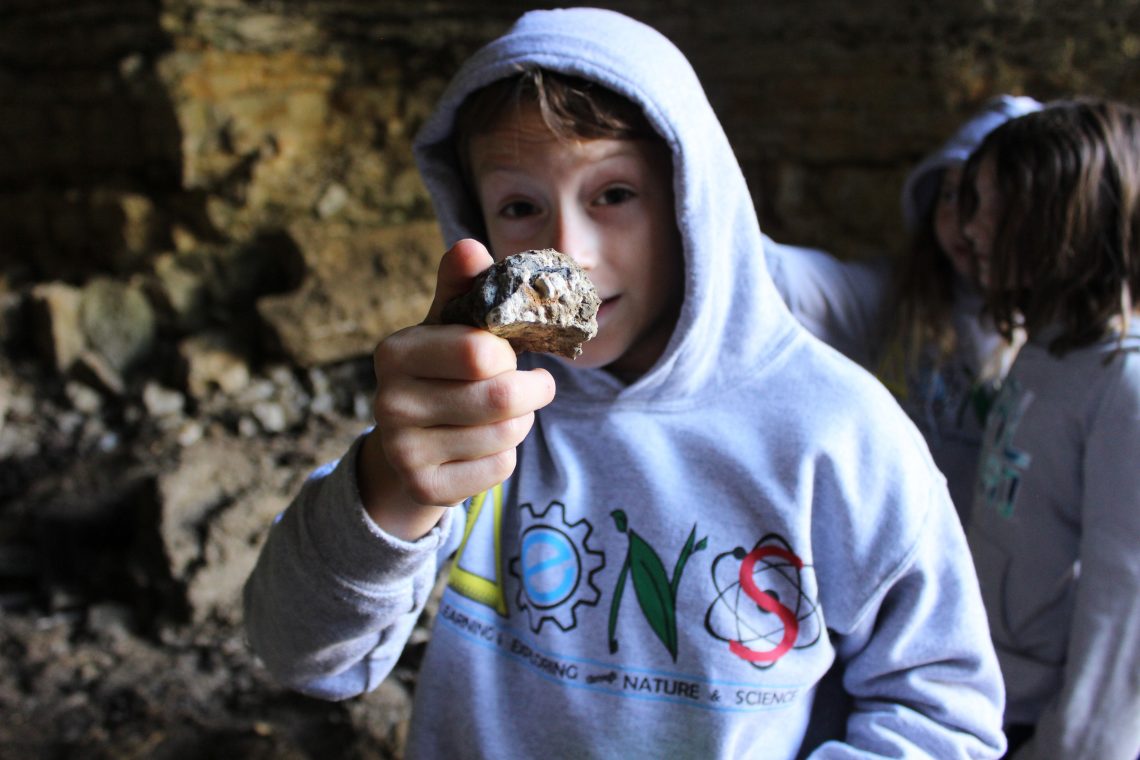 LENS Student Discovers Fossil in Cave