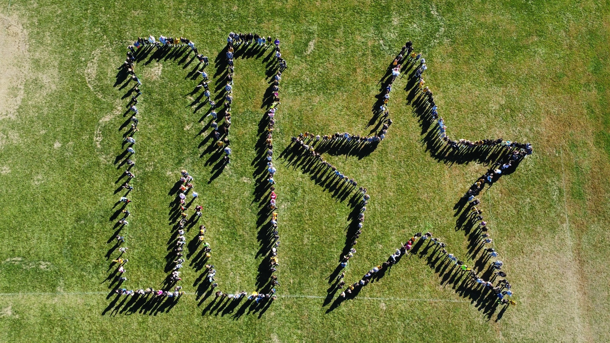 N Star on the playground