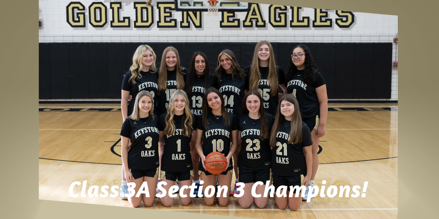 Group picture of 11 female basketball players.