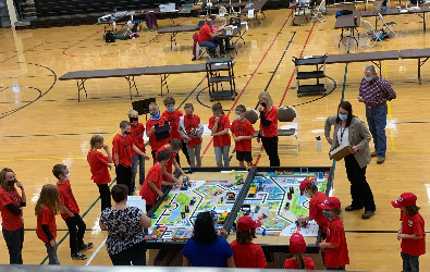 El equipo de Lego Robotics participó en la competencia distrital de robótica y ganó el 1er lugar