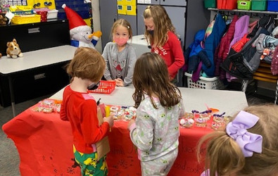 Clases de segundo grado en Market Day