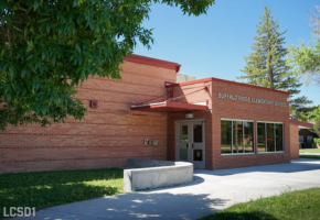 Picture of the Buffalo Ridge school building