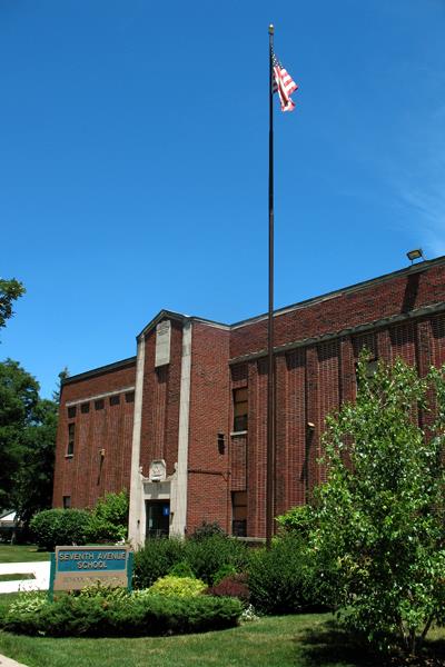 20080709 Seventh 1 400x600.jpg 