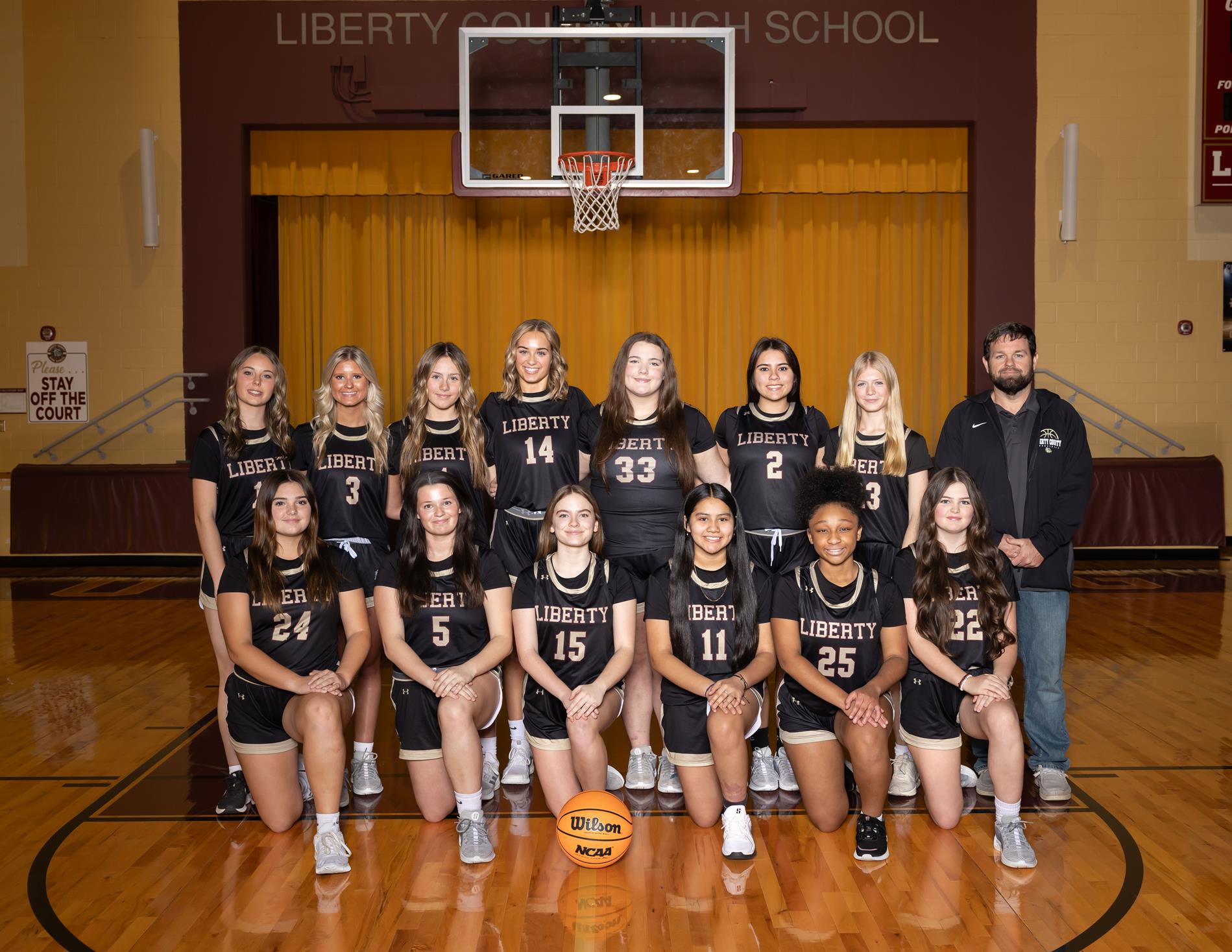 2024-25 LCHS Girls Basketball Team