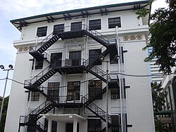 Back view of the Court