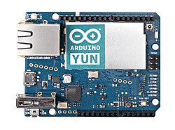 Arduino Yún[54] (AVR + AR9331)