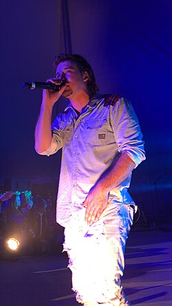 Morgan Wallen performing in Connecticut in September 2018