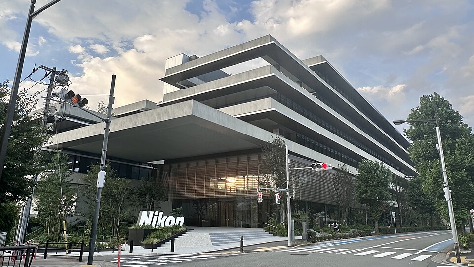 File:Nikon HQ2.jpg